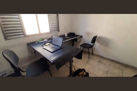 Casa à venda com 100m², 3 quartos e 2 vagasCasa 1 - Quarto