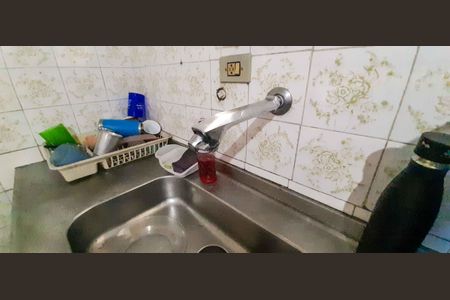 Casa à venda com 100m², 3 quartos e 2 vagasCasa 1 - Cozinha
