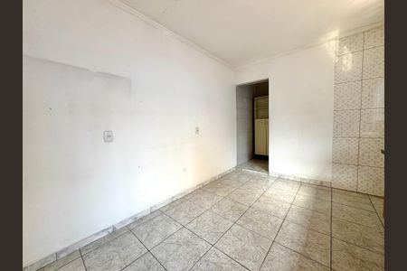 Casa à venda com 135m², 3 quartos e 2 vagas Casa à venda com 135m², 3 quartos e 2 vagasCozinha
