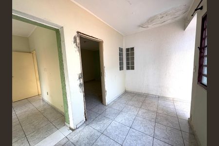 Casa à venda com 135m², 3 quartos e 2 vagas Casa à venda com 135m², 3 quartos e 2 vagasSala de Jantar