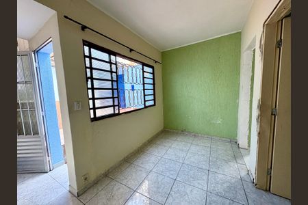 Casa à venda com 135m², 3 quartos e 2 vagas Casa à venda com 135m², 3 quartos e 2 vagasSala de Jantar