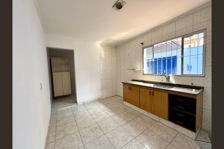 Casa à venda com 135m², 3 quartos e 2 vagas Casa à venda com 135m², 3 quartos e 2 vagasCozinha