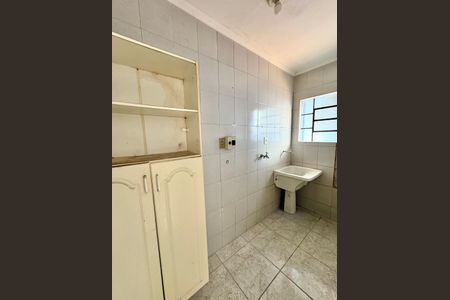 Casa à venda com 135m², 3 quartos e 2 vagas Casa à venda com 135m², 3 quartos e 2 vagasÁrea de Serviço