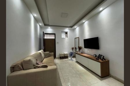 Apartamento à venda com 62m², 2 quartos e 1 vagaSala