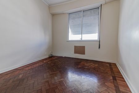 Apartamento à venda com 205m², 4 quartos e 1 vagaQuarto 2