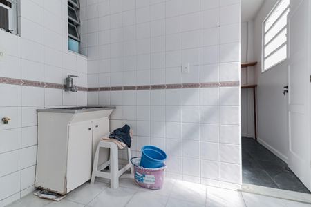 Apartamento à venda com 205m², 4 quartos e 1 vagaÁrea de Serviço
