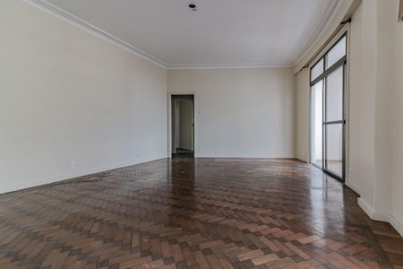 Apartamento à venda com 205m², 4 quartos e 1 vagaSuíte 