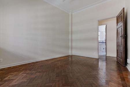 Apartamento à venda com 205m², 4 quartos e 1 vagaQuarto 2