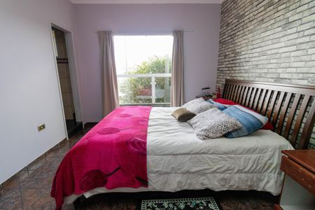 Casa à venda com 210m², 3 quartos e 2 vagasSuíte 1