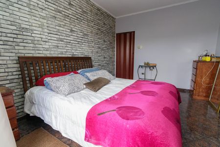 Casa à venda com 210m², 3 quartos e 2 vagasSuíte 1