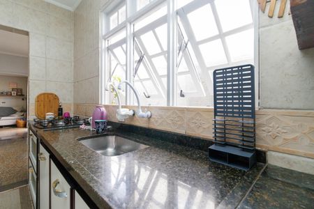 Casa à venda com 210m², 3 quartos e 2 vagasCozinha