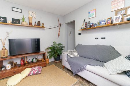 Casa à venda com 210m², 3 quartos e 2 vagasSala