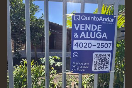 Casa para alugar com 140m², 3 quartos e 2 vagasFachada e Placa