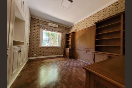 Casa à venda com 598m², 4 quartos e 8 vagasFoto 33