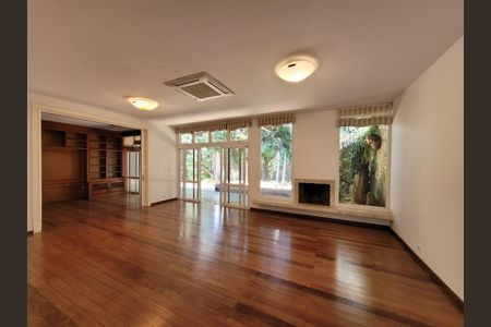 Casa à venda com 598m², 4 quartos e 8 vagasFoto 44