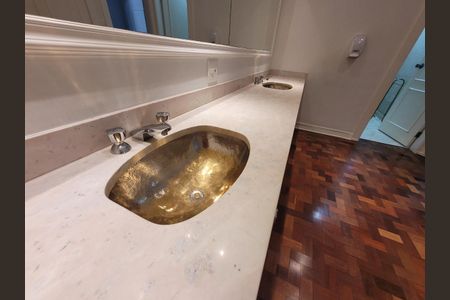 Casa à venda com 598m², 4 quartos e 8 vagasFoto 17