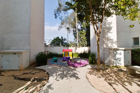 Apartamento para alugar com 44m², 2 quartos e 1 vaga Apartamento para alugar com 44m², 2 quartos e 1 vagaÁrea comum - Playground
