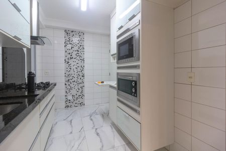 Apartamento à venda com 93m², 3 quartos e 2 vagasCozinha