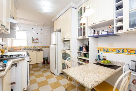 Apartamento à venda com 105m², 3 quartos e 1 vagaCozinha