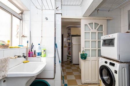 Apartamento à venda com 105m², 3 quartos e 1 vagaÁrea de Serviço