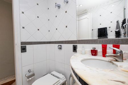 Apartamento à venda com 105m², 3 quartos e 1 vagaBanheiro Social