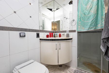 Apartamento à venda com 105m², 3 quartos e 1 vagaBanheiro Social