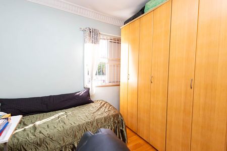 Apartamento à venda com 105m², 3 quartos e 1 vagaQuarto 2