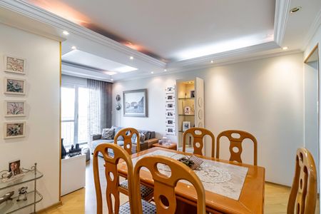 Apartamento à venda com 66m², 3 quartos e 1 vagaSala