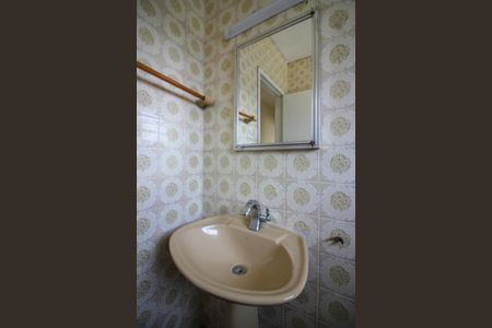 Casa para alugar com 277m², 3 quartos e 2 vagasBanheiro Social 2