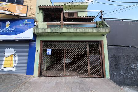 Casa para alugar com 277m², 3 quartos e 2 vagasFachada