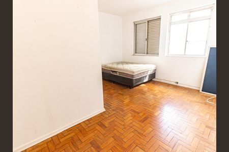 Apartamento para alugar com 34m², 1 quarto e sem vagaSala/Quarto