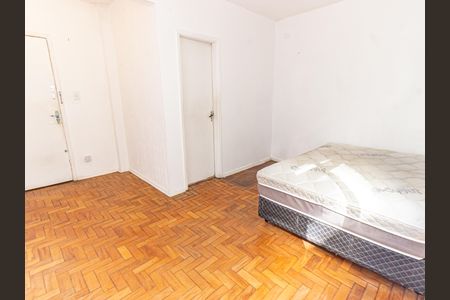 Apartamento para alugar com 34m², 1 quarto e sem vagaSala/Quarto