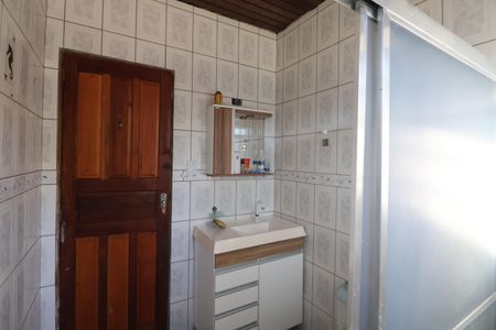 Casa à venda com 160m², 3 quartos e 2 vagasBanheiro