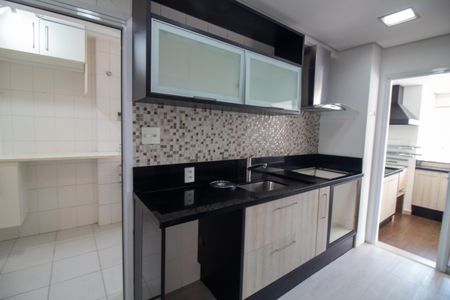 Apartamento à venda com 130m², 3 quartos e 2 vagasCozinha