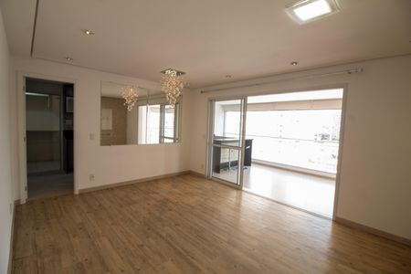 Apartamento à venda com 130m², 3 quartos e 2 vagasSala