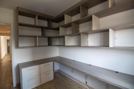 Apartamento à venda com 130m², 3 quartos e 2 vagasQuarto 1