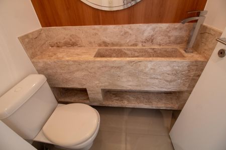 Apartamento à venda com 130m², 3 quartos e 2 vagasLavabo