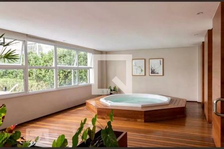 Apartamento à venda com 130m², 3 quartos e 2 vagasÁrea comum - Spa