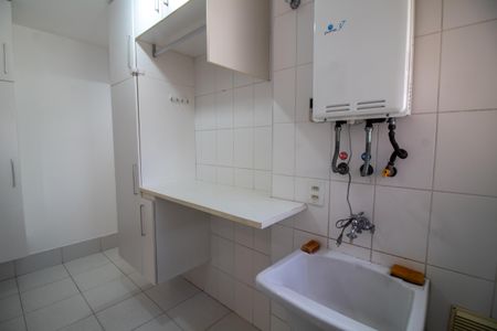 Apartamento à venda com 130m², 3 quartos e 2 vagasÁrea de Serviço