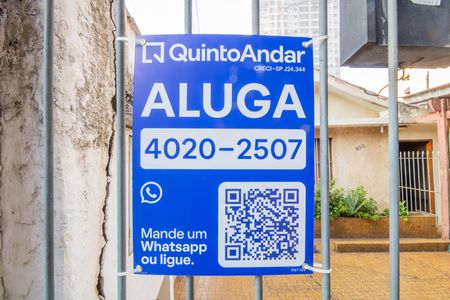Casa para alugar com 75m², 1 quarto e 1 vaga Casa para alugar com 75m², 1 quarto e 1 vagaPlaca