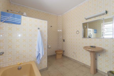 Casa à venda com 223m², 4 quartos e 1 vagaBanheiro - Social 1