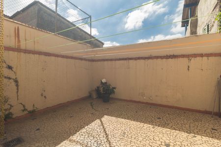 Casa à venda com 223m², 4 quartos e 1 vagaQuintal