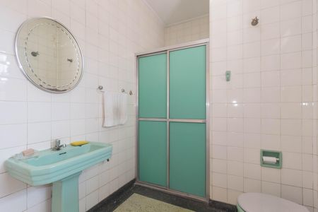 Casa à venda com 223m², 4 quartos e 1 vagaBanheiro - Social 2