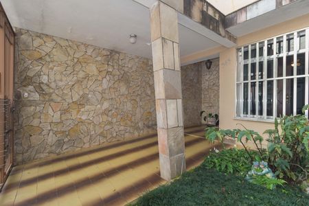 Casa à venda com 223m², 4 quartos e 1 vagaGaragem