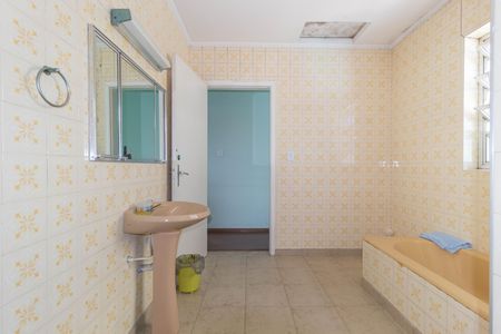 Casa à venda com 223m², 4 quartos e 1 vagaBanheiro - Social 1