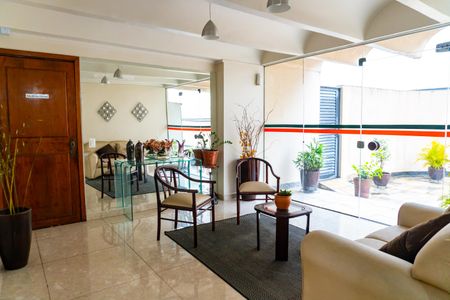 Apartamento à venda com 65m², 2 quartos e 1 vagaHall social