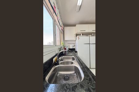 Apartamento à venda com 230m², 4 quartos e 5 vagasCozinha