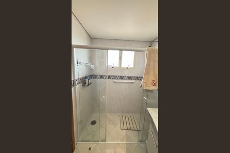 Apartamento à venda com 230m², 4 quartos e 5 vagasBanheiro da Suíte 2