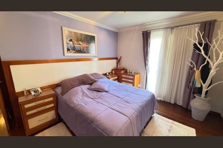 Apartamento à venda com 230m², 4 quartos e 5 vagasSuite 1