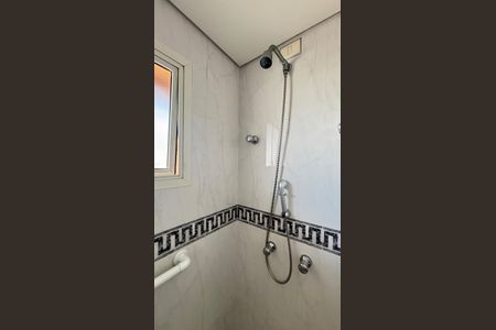 Apartamento à venda com 230m², 4 quartos e 5 vagasBanheiro da Suíte 2